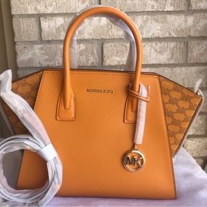 Nwt! Michael Kors Purse